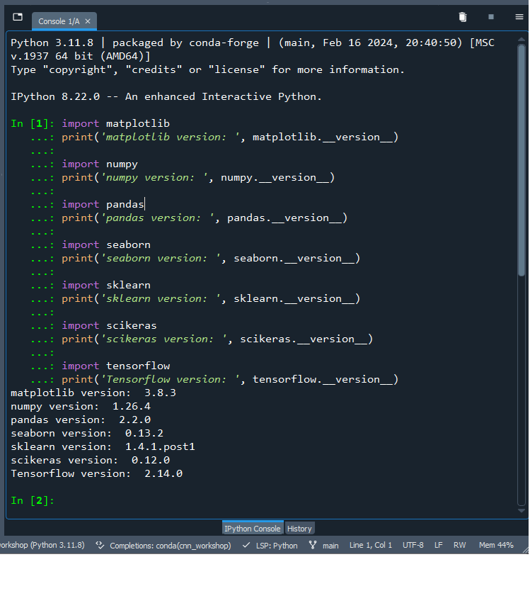 Screenshot of the IPython Console in Spyder wtih list of package versions and no error messages.